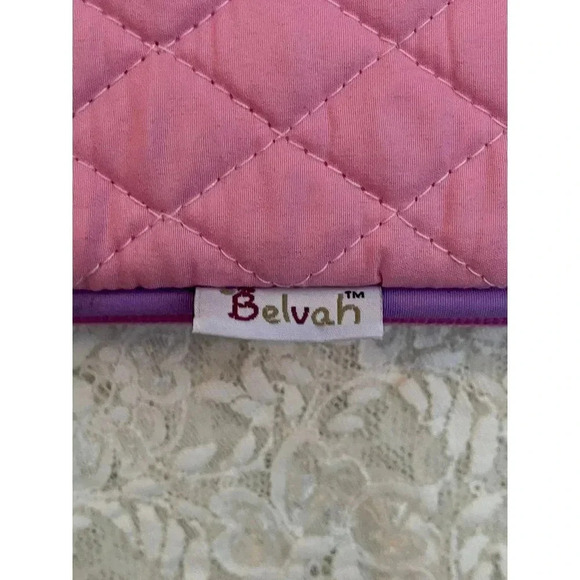 Belvah Beauty Quality Quilted Satiny Travel Garment Bag Isabel Embroidered Pink - Picture 4 of 16